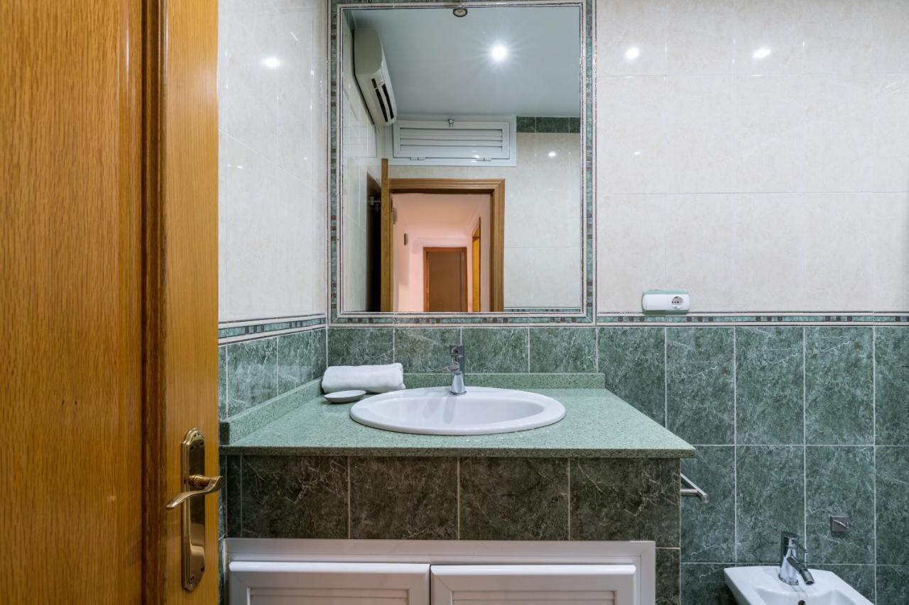 Holi-Rent Salado Lejlighed Sevilla Eksteriør billede